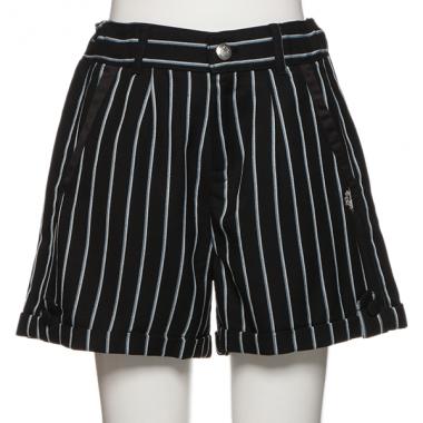 裾折り返しショートパンツ