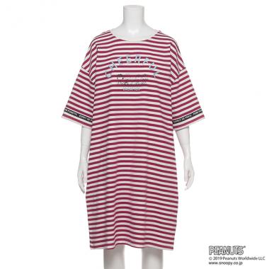 PEANUTSコラボ アーチロゴフレンズ刺しゅうTシャツワンピース