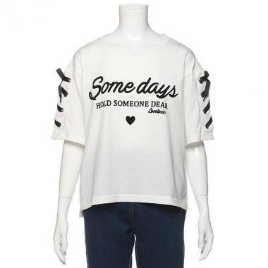 袖レースアップTシャツ