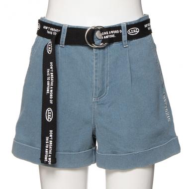 総ロゴベルトつきショートパンツ