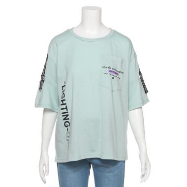 袖ベルトつきビッグTシャツ